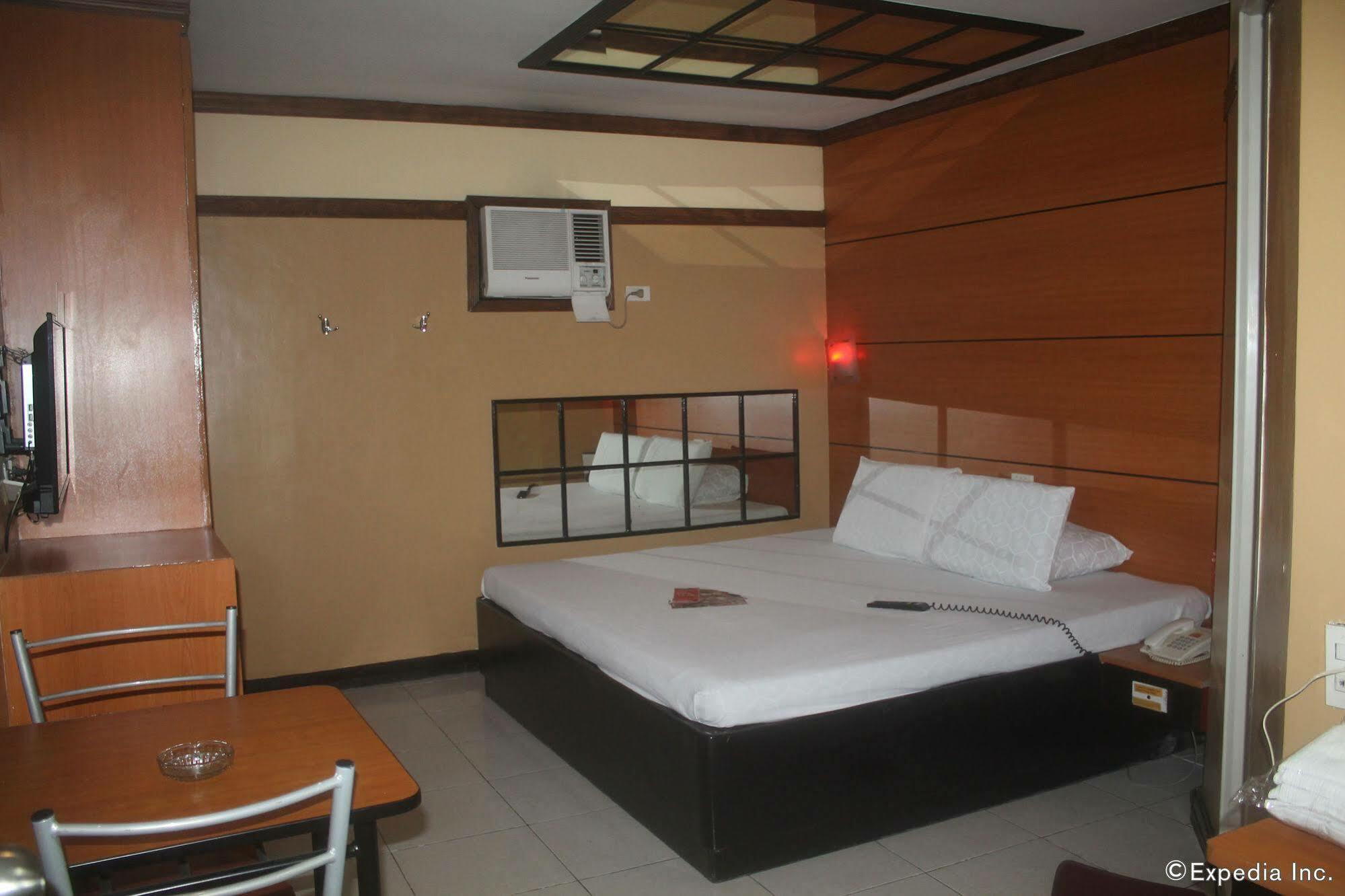 Hotel Sogo - Edsa Guadalupe Manila Exterior photo